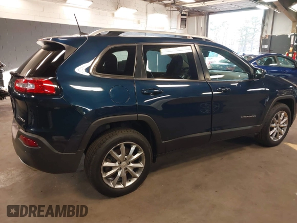 2018 Jeep Cherokee Limited with VIN 1C4PJMDXXJD611125, listed as a IAAI auction lot 41811985 with 148,956 mi miles. Bid and sale history available at carsss.com. Image 4.