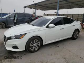 2022 Nissan Altima S with VIN 1N4BL4BV3NN335589, listed as a Copart auction lot 48224305 with 36,577 mi miles and Salvage title. Bid and sale history available at DreamBid. Image 1.