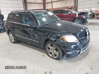 2015 Mercedes-Benz GLK with VIN WDCGG8JB0FG364079, listed as a IAAI auction lot 42096003 with 113,571 mi miles. Bid and sale history available at carsss.com. Image 1.