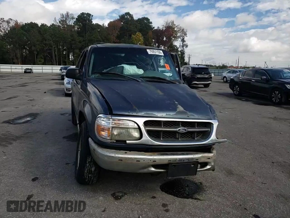 1998 Ford Explorer XLT с VIN 1FMZU32P3WZB05199, выставлен на аукционе Copart как лот 79951194 с пробегом 209 673 миль миль и Списание • Salvage title. История ставок и продаж доступна на DreamBid. Изображение 10.