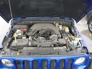 2020 Jeep Wrangler Unlimited Sport Altitude z VIN 1C4HJXDG9LW108151, wystawiony jako IAAI lot #41937525 z przebiegiem 78 197 mil mil oraz . Historia ofert i sprzedaży dostępna na DreamBid. Obrazek 10.