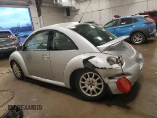2004 Volkswagen New Beetle Coupe GLS with VIN 3VWCK31C14M422571, listed as a Copart auction lot 83381244 with 126,973 mi miles and Non Repairable. Bid and sale history available at carsss.com. Image 2.