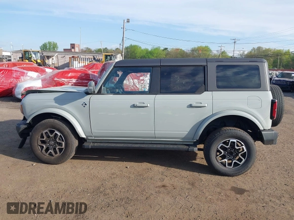 2023 Ford Bronco with VIN 1FMDE5BH3PLA90591, listed as a IAAI auction lot 42127867 with 34,616 mi miles and . Bid and sale history available at DreamBid. Image 14.