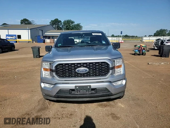 2021 Ford F-150 XL z VIN 1FTEW1CP3MFA58688, wystawiony jako Copart lot #56254525 z przebiegiem 60 792 mil mil oraz Szkoda całkowita • Salvage title. Historia ofert i sprzedaży dostępna na DreamBid. Obrazek 13.