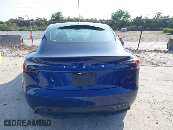 2024 Tesla Model 3 z VIN 5YJ3E1EA4RF751347, wystawiony jako IAAI lot #42185531 z przebiegiem 9 328 mil mil oraz . Historia ofert i sprzedaży dostępna na DreamBid. Obrazek 15.