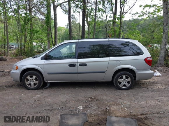 2007 Dodge Grand Caravan SE z VIN 1D4GP24R77B167228, wystawiony jako IAAI lot #42062853 z przebiegiem 133 659 mil mil oraz . Historia ofert i sprzedaży dostępna na DreamBid. Obrazek 14.