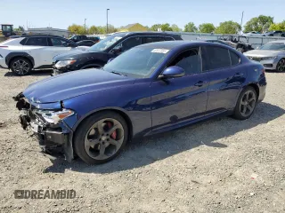 2017 Alfa Romeo Giulia z VIN ZARFAEBN1H7551415, wystawiony jako Copart lot #52527385 z przebiegiem 88 570 mil mil oraz Szkoda całkowita • Salvage title. Historia ofert i sprzedaży dostępna na DreamBid. Obrazek 1.
