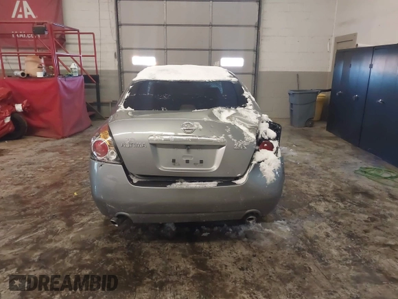2009 Nissan Altima 2.5 S with VIN 1N4AL21E29N483756, listed as a IAAI auction lot 41270057 with 134,223 mi miles. Bid and sale history available at carsss.com. Image 16.