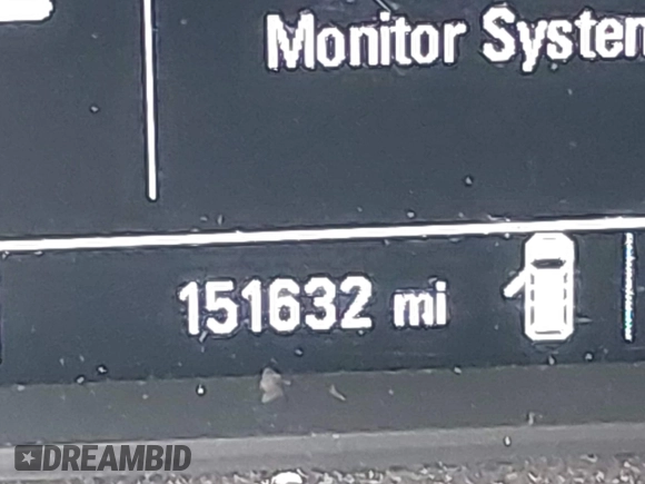 2019 Chevrolet Traverse LT Cloth with VIN 1GNERGKW9KJ221638, listed as a IAAI auction lot 41913049 with 151,632 mi miles. Bid and sale history available at carsss.com. Image 15.