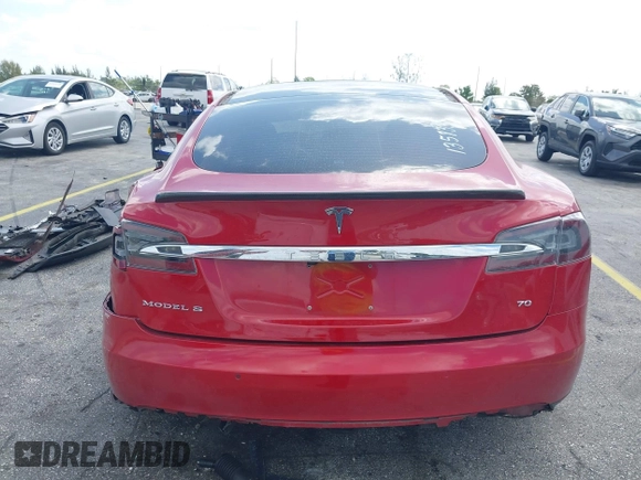2016 Tesla Model S 70 with VIN 5YJSA1E16GF135833, listed as a IAAI auction lot 42084421 with 97,615 mi miles and . Bid and sale history available at DreamBid. Image 17.