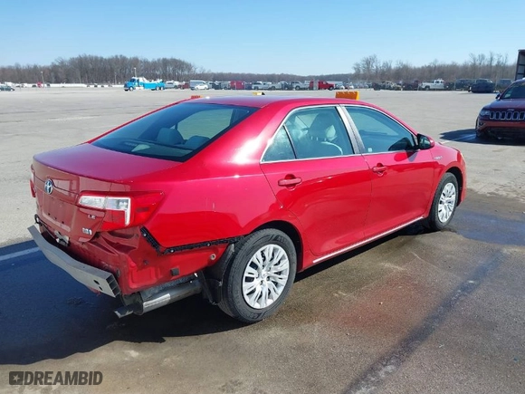 2013 Toyota Camry Hybrid LE with VIN 4T1BD1FK1DU077613, listed as a IAAI auction lot 41733735 with 171,233 mi miles. Bid and sale history available at carsss.com. Image 4.