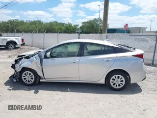 2022 Toyota Prius L Eco z VIN JTDKAMFU5N3184798, wystawiony jako IAAI lot #41947227 z przebiegiem 35 943 mil mil oraz . Historia ofert i sprzedaży dostępna na DreamBid. Obrazek 14.