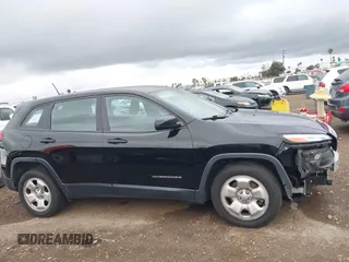 2017 Jeep Cherokee Sport с VIN 1C4PJLABXHW663243, выставлен на аукционе IAAI как лот 42174849 с пробегом 82 480 миль миль и . История ставок и продаж доступна на DreamBid. Изображение 14.