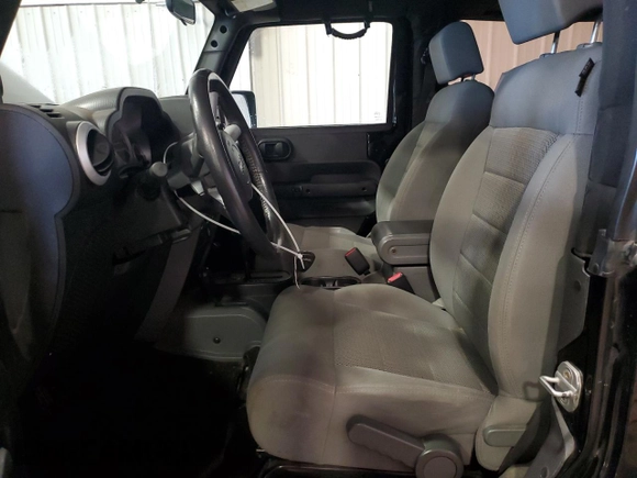 2008 Jeep Wrangler Sahara с VIN 1J8FA54168L613041, выставлен на аукционе Copart как лот 46603275 с пробегом 118 849 миль миль и Списание • Salvage title. История ставок и продаж доступна на DreamBid. Изображение 7.