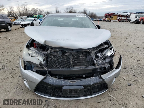 2015 Toyota Camry XLE with VIN 4T1BF1FK5FU492382, listed as a Copart auction lot 50490225 with 60,724 mi miles and Salvage Title. Bid and sale history available at carsss.com. Image 5.