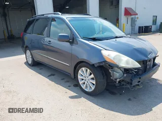 2008 Toyota Sienna XLE with VIN 5TDZK22C78S189307, listed as a IAAI auction lot 42443815 with 215,958 mi miles and . Bid and sale history available at DreamBid. Image 1.