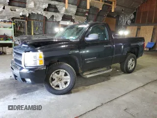 2011 Chevrolet Silverado 1500 LT with VIN 1GCNKSE0XBZ191140, listed as a Copart auction lot 67280434 with 105,235 mi miles and Salvage Title. Bid and sale history available at DreamBid. Image 1.