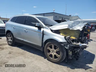 2013 Volvo XC60 T6 with VIN YV4902DZ2D2370112, listed as a Copart auction lot 64323455 with 118,714 mi miles and Salvage title. Bid and sale history available at DreamBid. Image 4.