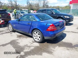 1998 Mercedes-Benz SLK 230/320 with VIN WDBKK47F0WF073233, listed as a IAAI auction lot 42017548 with 125,262 mi miles and . Bid and sale history available at DreamBid. Image 3.
