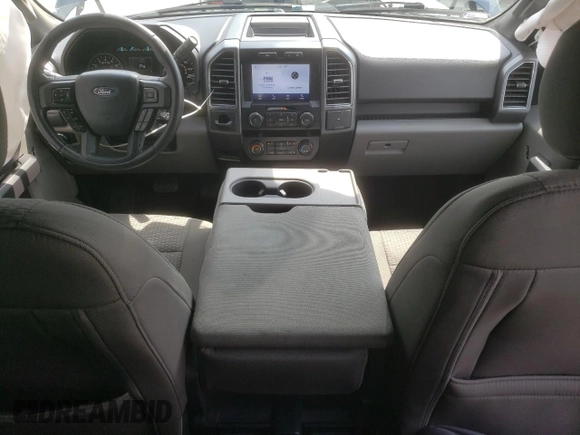 2019 Ford F-150 XL z VIN 1FTEX1CB9KKD94299, wystawiony jako Copart lot #55393745 z przebiegiem 109 044 mil mil oraz Szkoda całkowita • Salvage title. Historia ofert i sprzedaży dostępna na DreamBid. Obrazek 8.