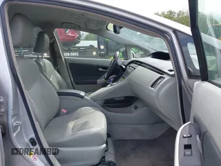2011 Toyota Prius I with VIN JTDKN3DU6B0309743, listed as a IAAI auction lot 42114140 with 212,447 mi miles. Bid and sale history available at carsss.com. Image 5.