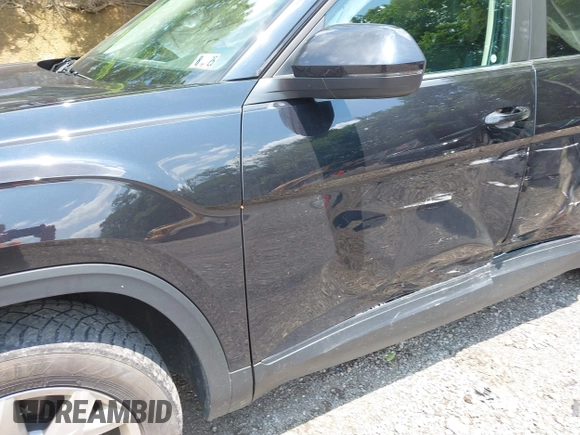 2018 Volkswagen Atlas SE z VIN 1V2KR2CA4JC569589, wystawiony jako IAAI lot #42471911 z przebiegiem 91 859 mil mil oraz . Historia ofert i sprzedaży dostępna na DreamBid. Obrazek 6.