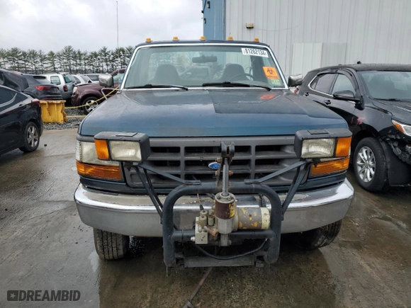 1997 Ford F-250 with VIN 1FTHF26H7VEC59430, listed as a Copart auction lot 81262134 with 55,525 mi miles and Clean Title. Bid and sale history available at carsss.com. Image 5.
