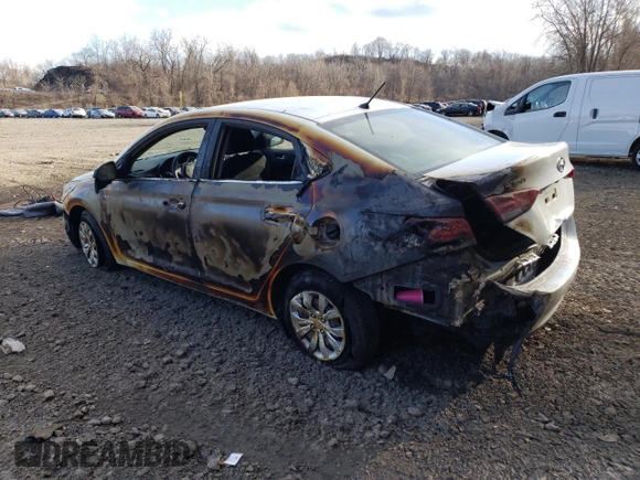 2018 Hyundai Accent SEL with VIN 3KPC24A30JE033693, listed as a Copart auction lot 39515263 with 0 mi miles. Bid and sale history available at carsss.com. Image 2.