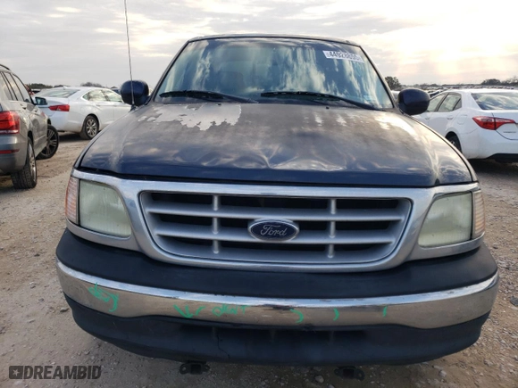 2002 Ford F-150 XLT with VIN 1FTRW07L82KE27035, listed as a Copart auction lot 44928855 with 0 mi miles and Salvage Title. Bid and sale history available at carsss.com. Image 5.