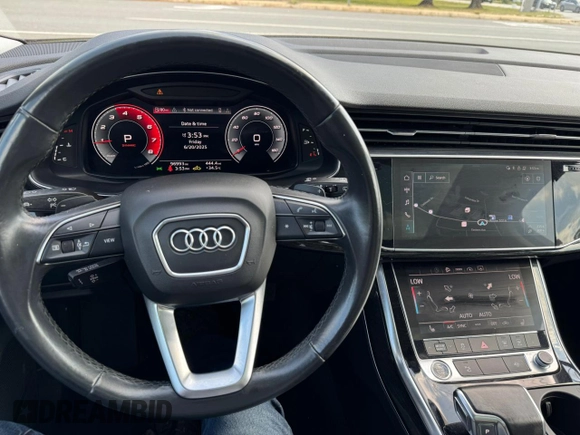 2021 Audi Q7 Premium Plus with VIN WA1LXAF71MD019698, listed as a Copart auction lot 62401545 with 96,993 mi miles and Clean title. Bid and sale history available at DreamBid. Image 7.