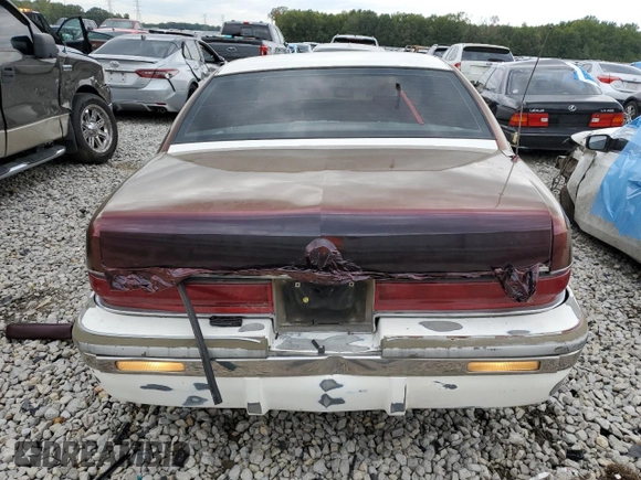1993 Buick Roadmaster Ltd with VIN 1G4BT5373PR421590, listed as a Copart auction lot 72892004 with 130,065 mi miles and Clean Title. Bid and sale history available at DreamBid. Image 6.