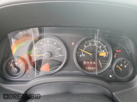 2016 Jeep Patriot High Altitude Edition with VIN 1C4NJRFBXGD776185, listed as a Copart auction lot 48553275 with 69,004 mi miles and Salvage Title. Bid and sale history available at carsss.com. Image 9.
