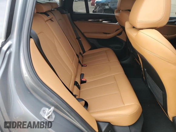 2024 BMW X3 xDrive30i z VIN 5UX53DP05R9U41219, wystawiony jako Copart lot #48721725 z przebiegiem Nie podano mil oraz Nie do naprawy • Non repairable. Historia ofert i sprzedaży dostępna na DreamBid. Obrazek 12.