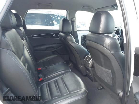 2019 Kia Sorento EX V6 with VIN 5XYPH4A53KG504421, listed as a IAAI auction lot 41788062 with 71,287 mi miles. Bid and sale history available at carsss.com. Image 8.
