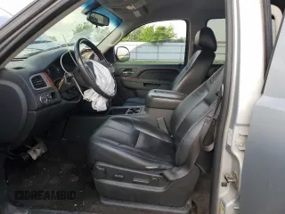 2012 Chevrolet Suburban LT z VIN 1GNSCJE01CR128642, wystawiony jako Copart lot #54210515 z przebiegiem Nie podano mil oraz Szkoda całkowita • Salvage title. Historia ofert i sprzedaży dostępna na DreamBid. Obrazek 7.