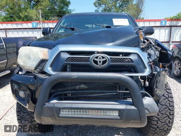 2015 Toyota Tacoma with VIN 5TFLU4EN9FX143428, listed as a IAAI auction lot 42173370 with 200,447 mi miles and . Bid and sale history available at DreamBid. Image 12.