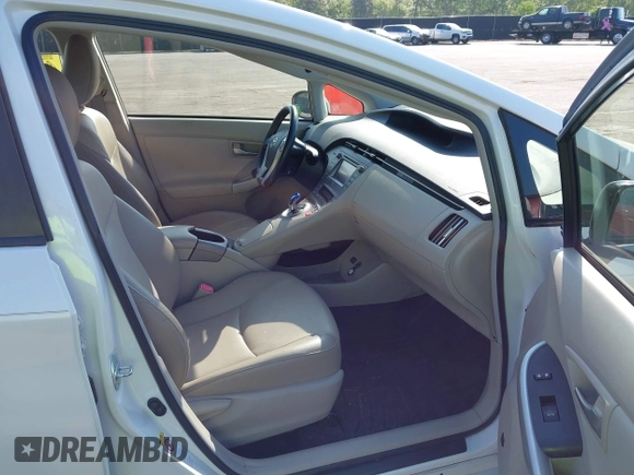 2013 Toyota Prius One z VIN JTDKN3DU1D5624472, wystawiony jako IAAI lot #41995279 z przebiegiem 108 958 mil mil oraz . Historia ofert i sprzedaży dostępna na DreamBid. Obrazek 5.