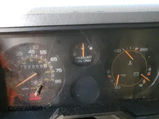 1992 GMC Vandura z VIN 2GTGG39KXN4515226, wystawiony jako Copart lot #85211254 z przebiegiem 594 809 mil mil oraz Szkody całkowita. Historia ofert i sprzedaży dostępna na DreamBid. Obrazek 9.