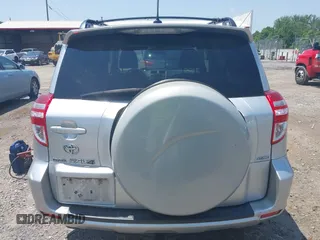 2010 Toyota RAV4 Sport с VIN 2T3RF4DV7AW029334, выставлен на аукционе IAAI как лот 42447558 с пробегом 150 816 миль миль и . История ставок и продаж доступна на DreamBid. Изображение 17.