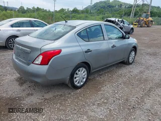 2013 Nissan Versa S with VIN 3N1CN7AP7DL863764, listed as a IAAI auction lot 42668032 with 101,000 mi miles and . Bid and sale history available at DreamBid. Image 4.
