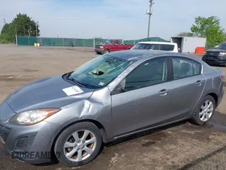 2011 Mazda Mazda3 i Touring with VIN JM1BL1VGXB1372499, listed as a IAAI auction lot 42112283 with 98,564 mi miles. Bid and sale history available at carsss.com. Image 15.