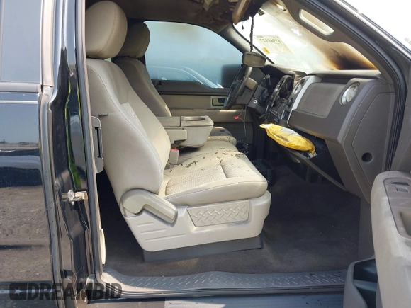 2009 Ford F-150 XL with VIN 1FTPX14V79FA43136, listed as a IAAI auction lot 42368127 with Not provided miles and . Bid and sale history available at DreamBid. Image 5.