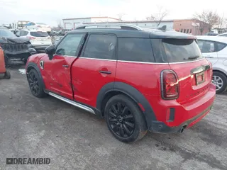 2022 MINI Countryman Cooper S with VIN WMZ83BR09N3N51641, listed as a IAAI auction lot 41003895 with 20,720 mi miles. Bid and sale history available at carsss.com. Image 3.