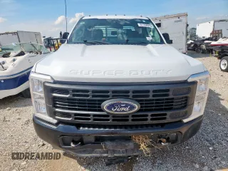 2023 Ford F-250 XL z VIN 1FT7W2AA4PED18619, wystawiony jako Copart lot #61728515 z przebiegiem 41 279 mil mil oraz Szkoda całkowita • Salvage title. Historia ofert i sprzedaży dostępna na DreamBid. Obrazek 5.