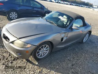 2005 BMW Z4 2.5i with VIN 4USBT335X5LS57613, listed as a Copart auction lot 80764804 with 98,304 mi miles and Clean Title. Bid and sale history available at carsss.com. Image 1.