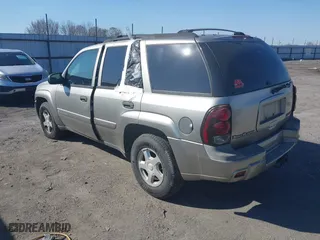 2002 Chevrolet TrailBlazer LTZ with VIN 1GNDT13S722204501, listed as a IAAI auction lot 41658875 with 162,007 mi miles. Bid and sale history available at carsss.com. Image 3.