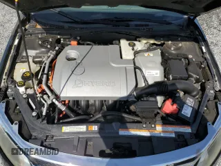 2010 Ford Fusion Hybrid with VIN 3FADP0L33AR171576, listed as a Copart auction lot 51453405 with 26,517 mi miles and Salvage title. Bid and sale history available at DreamBid. Image 12.