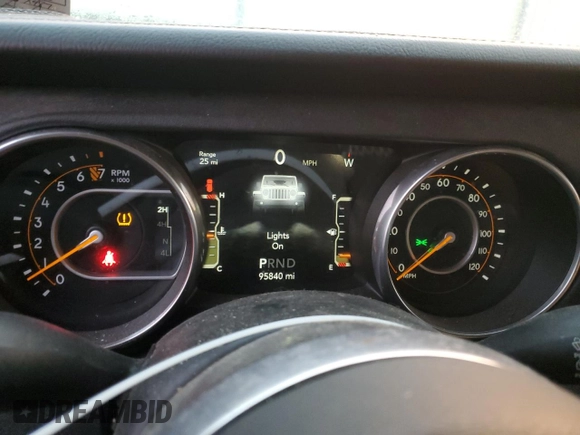 2018 Jeep Wrangler Unlimited Sahara with VIN 1C4HJXEG9JW118965, listed as a Copart auction lot 88117235 with 95,840 mi miles and Salvage title. Bid and sale history available at DreamBid. Image 9.
