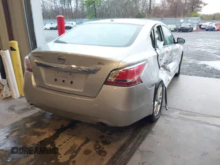 2015 Nissan Altima S with VIN 1N4AL3AP4FN341539, listed as a IAAI auction lot 41972145 with 103,514 mi miles and . Bid and sale history available at DreamBid. Image 4.