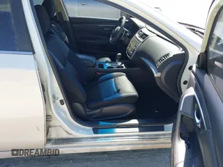2017 Nissan Altima SR with VIN 1N4AL3AP1HC280813, listed as a IAAI auction lot 41879263 with 148,644 mi miles and . Bid and sale history available at carsss.com. Image 5.